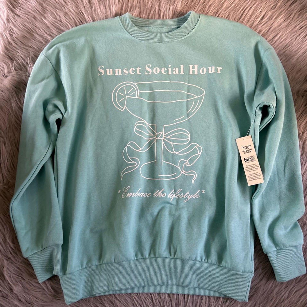 No Boundaries Crewneck Sweater Women's Size XS (0-2) Blue "Social Hour" Shirt
